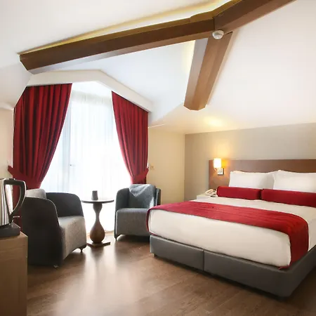 Hotell Veyron & Istanbul