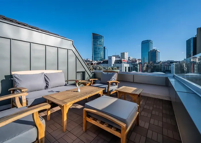 Veyron & Hotel Istambul