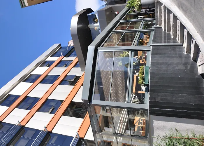 Hotel Veyron & Istambul