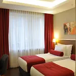 Veyron & Hotel 4*